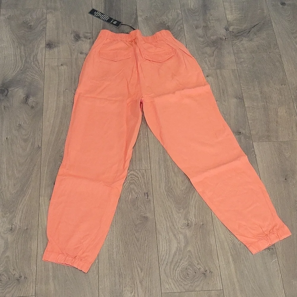 diane Gilman cherry pants Sz M NWT HSN dg2 - Picture 3 of 6